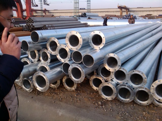 法蘭連接鍍鋅螺旋鋼管