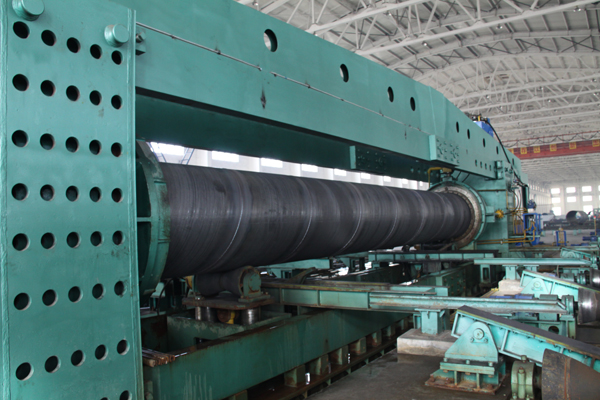 螺旋鋼管生產車間